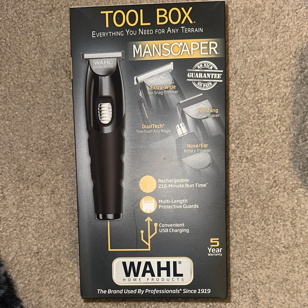Wahl Black and Silver Manscaper Grooming Tool